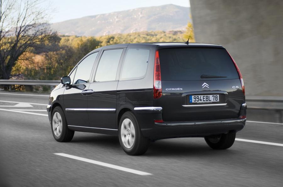  Citroen C8 2002 года  (фото 14 из 28)